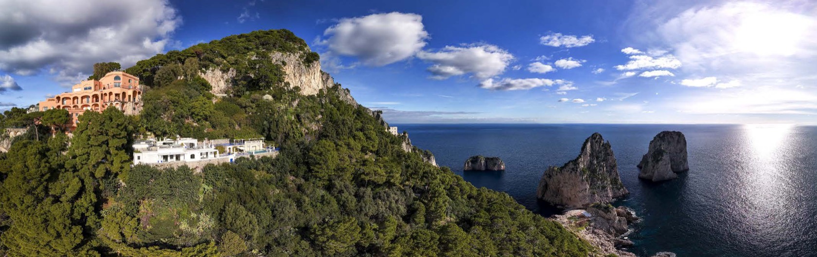 Terrace overlooking the sea at Villa Azzurra