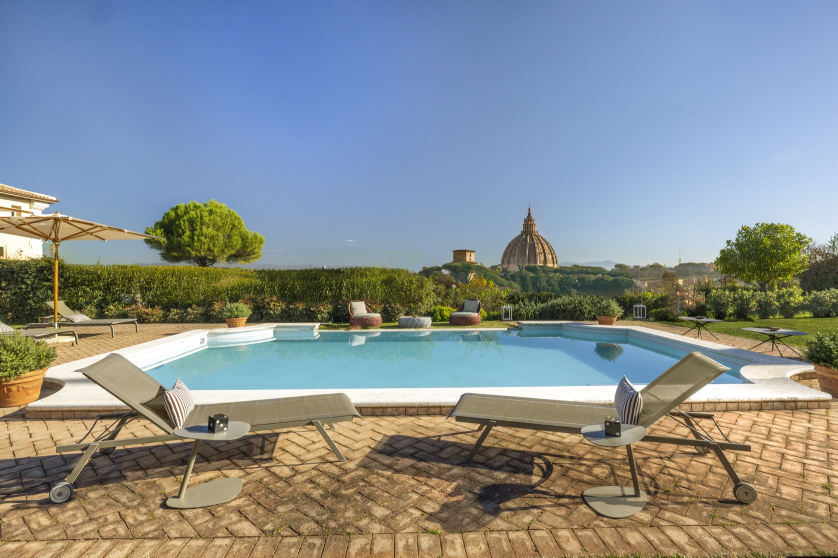Managed residence in Rome