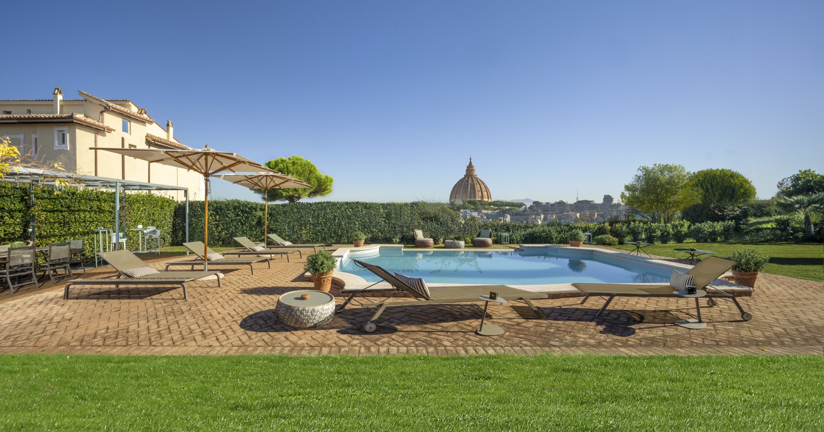 Terrace with city view